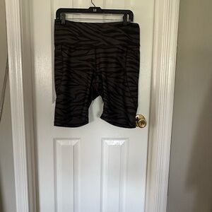 Old Navy Black Athletic Shorts with Elastic Waistband